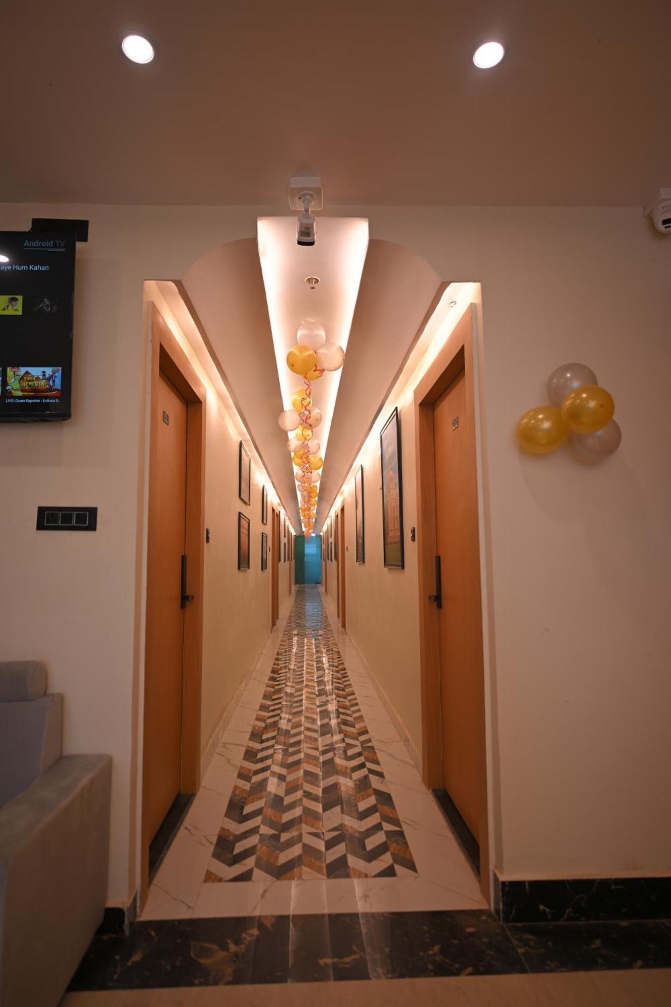 Sunrise Vista Inn Αλλαχαμπάντ Εξωτερικό φωτογραφία