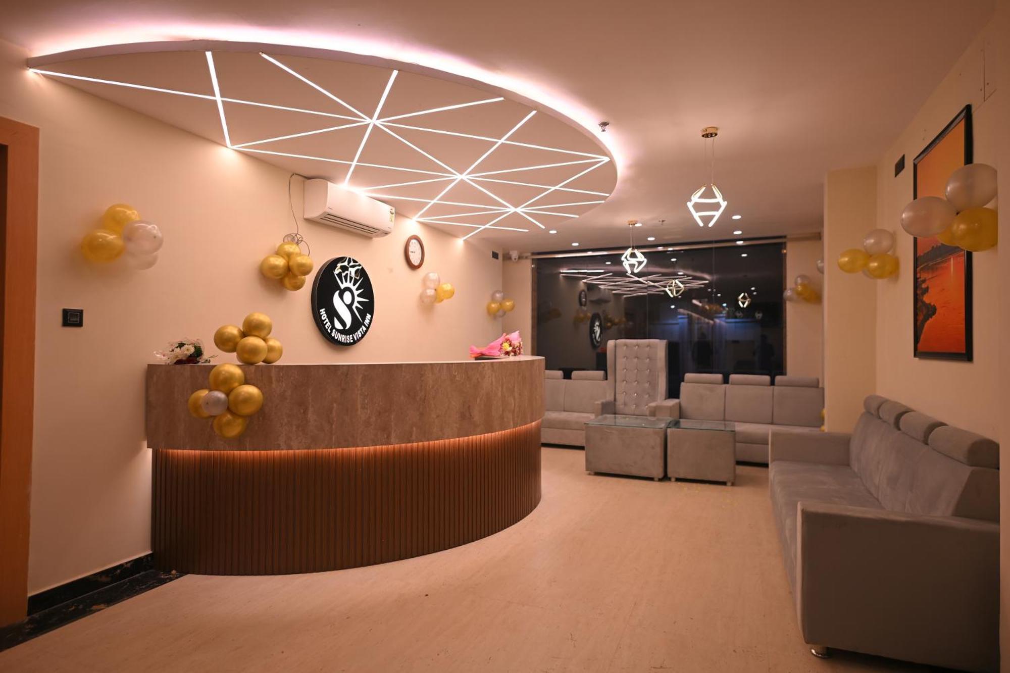 Sunrise Vista Inn Αλλαχαμπάντ Εξωτερικό φωτογραφία